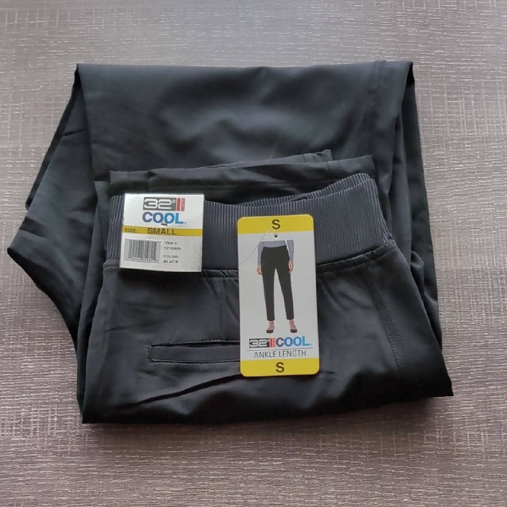 32 Degrees Black Ankle Length Pants